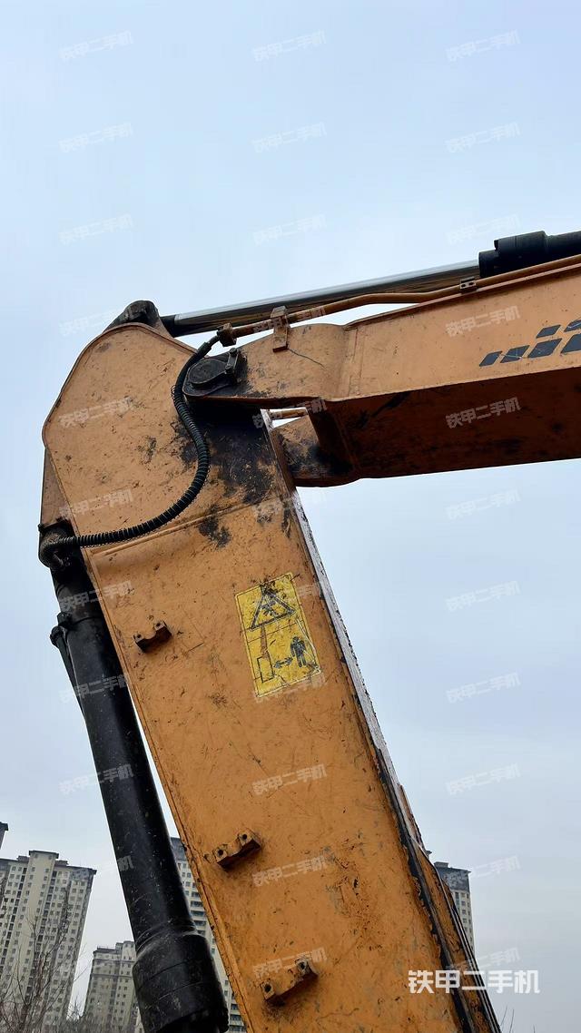 小臂整體左后（工作和回轉(zhuǎn)裝置）