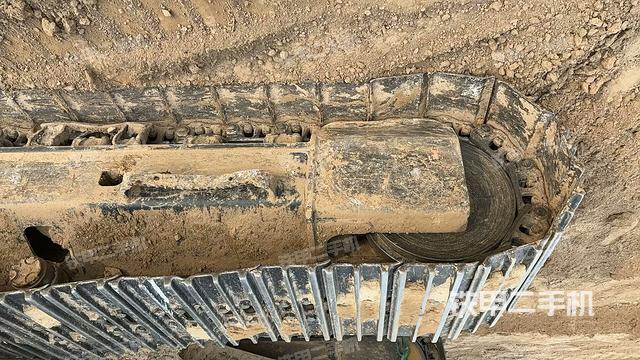 左驅(qū)動(dòng)輪（行走機(jī)構(gòu)）