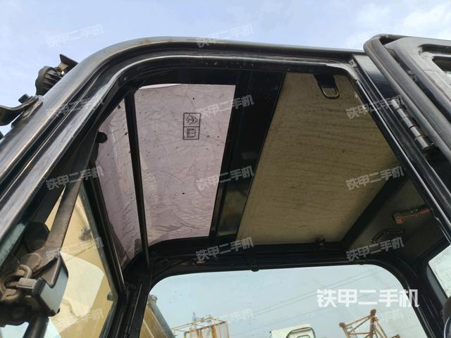 頂棚整體（駕駛室部分）