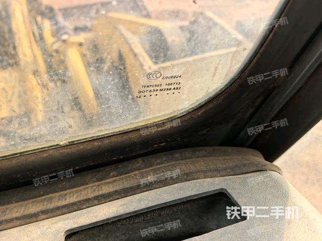 前擋風(fēng)玻璃標(biāo) （駕駛室部分）