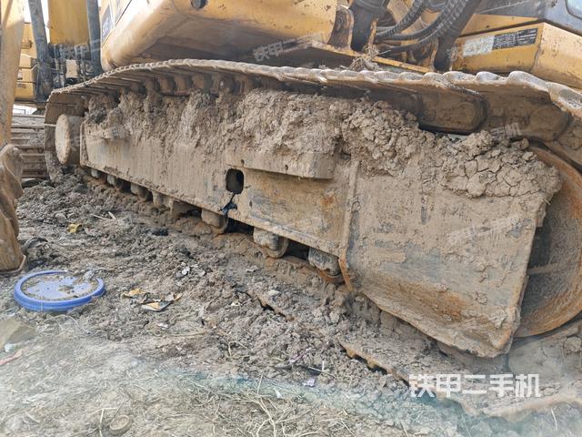 右侧行走马达盖板（行走机构）