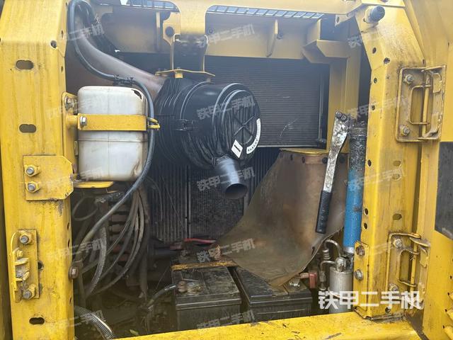液壓泵室(大件艙室) 液壓泵室(大件艙室)