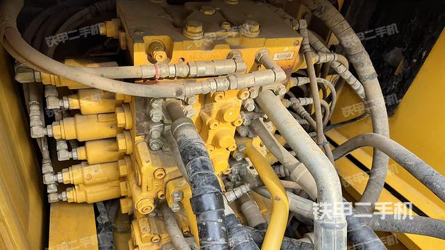 分配閥（上車部件）