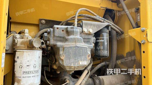 液壓泵斜45?左（大件艙室）