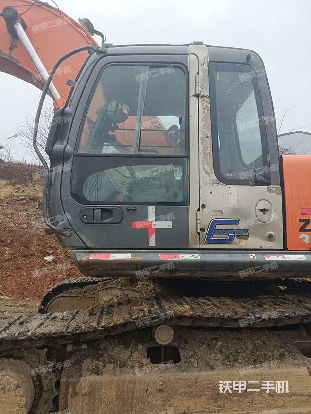 駕駛室正側(cè)（駕駛室部分）