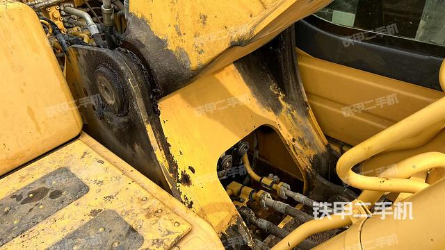 大臂根部?斜視（工作和回轉(zhuǎn)裝置）