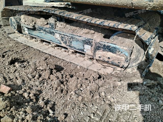 左側(cè)履帶整體?（行走機(jī)構(gòu)）