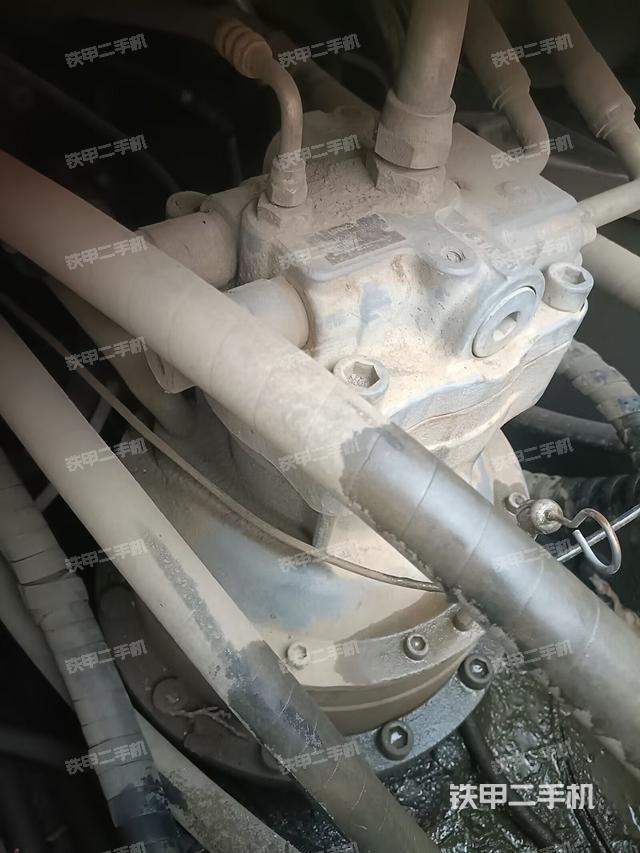 回轉(zhuǎn)馬達(dá)（上車(chē)部件）