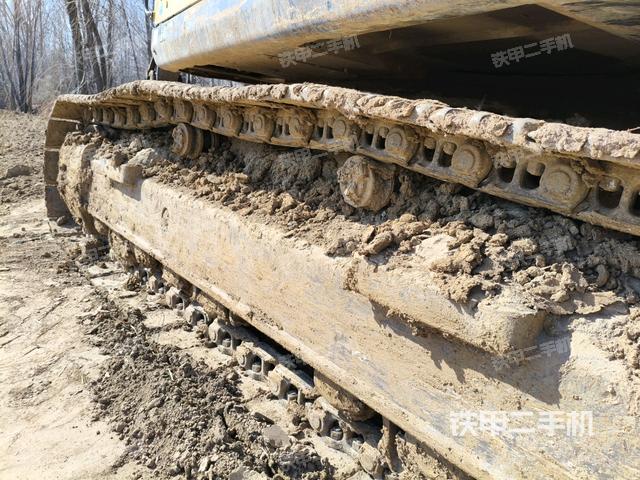 左側(cè)履帶整體?（行走機(jī)構(gòu)）