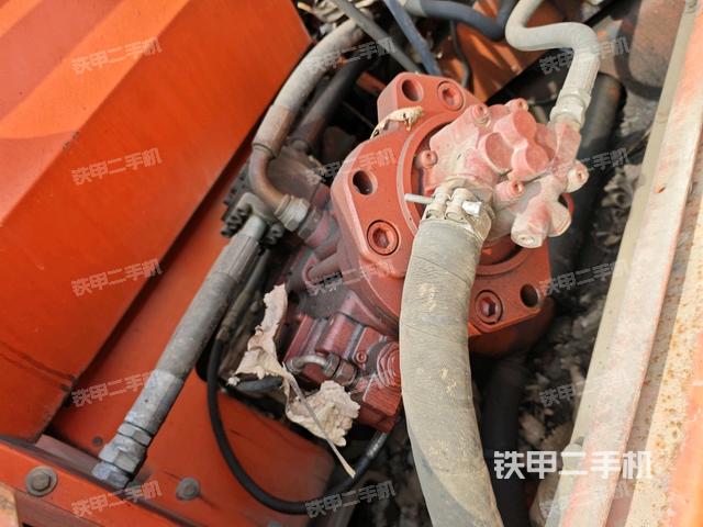 液壓泵斜45?左（大件艙室）