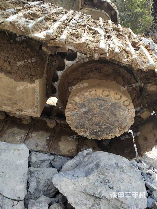 单侧履带整体（整机外观）