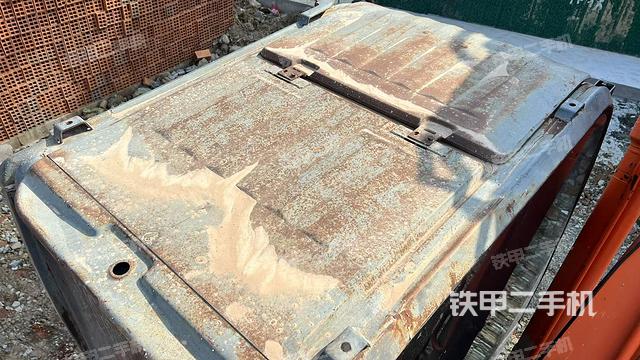 駕駛室頂部俯視(上車部件) 駕駛室頂部俯視(上車部件)