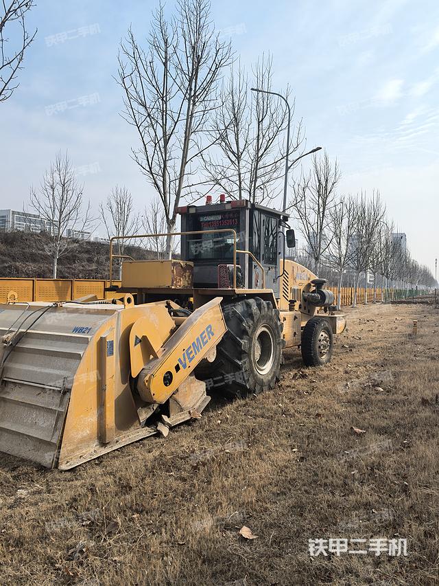 整机右后45°（设备外观及核心部件）