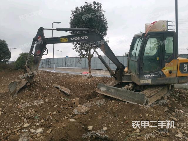 沃爾沃EC55D挖掘機(jī)