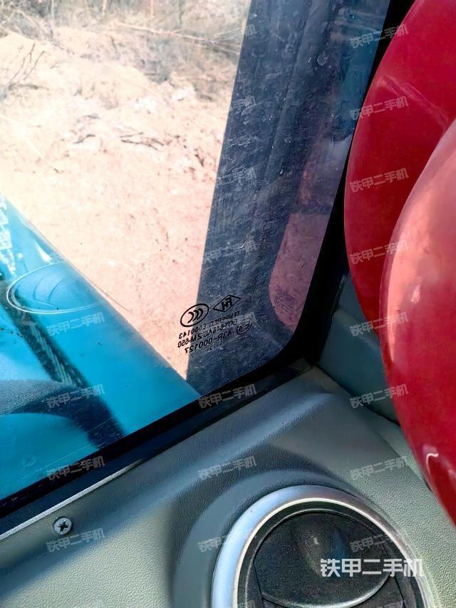 后窗玻璃角標(biāo)（駕駛室部分）