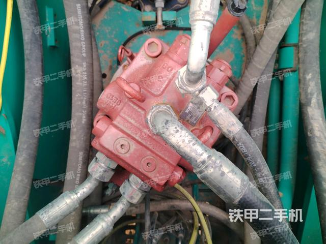 回轉(zhuǎn)馬達(dá)(上車(chē)部件) 回轉(zhuǎn)馬達(dá)(上車(chē)部件)