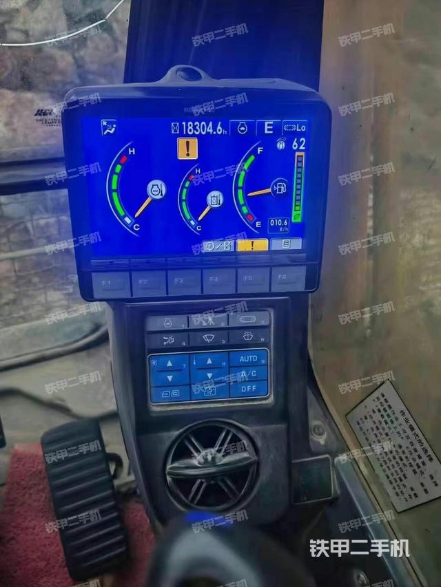 驾驶室整体（整机外观）