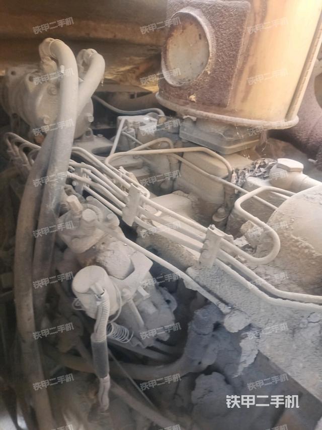 風(fēng)扇及皮帶（壓路機(jī)發(fā)動(dòng)機(jī)艙）