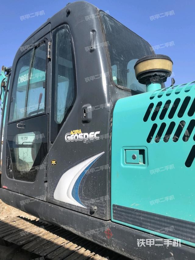 駕駛室左后45度（駕駛室部分）