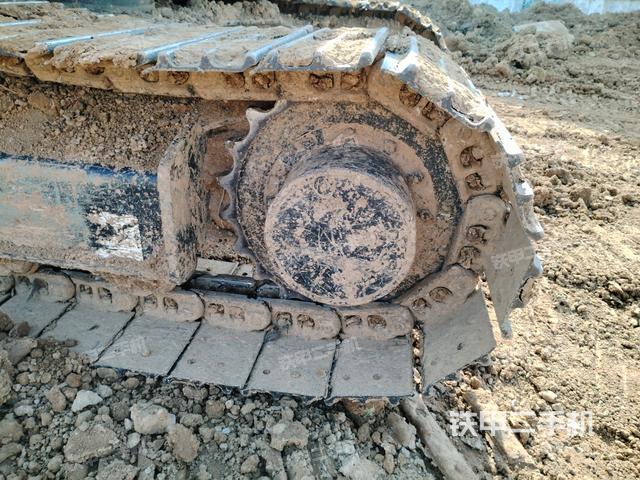 右驅(qū)動(dòng)輪（行走機(jī)構(gòu)）