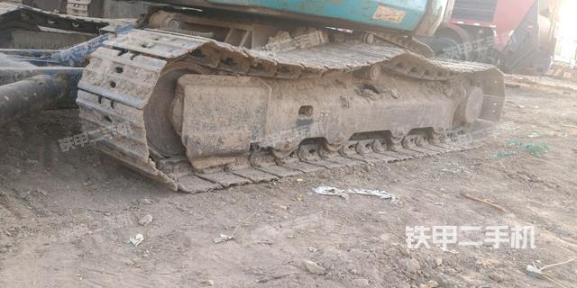 單側(cè)履帶整體（整機(jī)外觀）