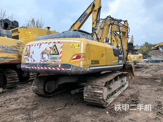 左后45(整機(jī)外觀) 左后45(整機(jī)外觀)