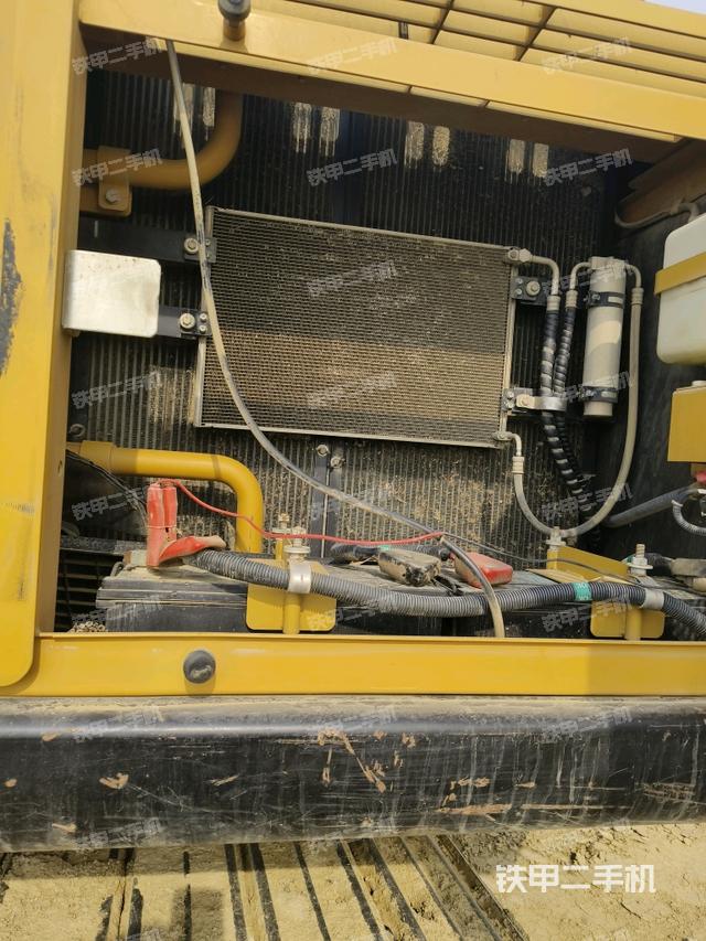 散熱器正面（大件艙室）