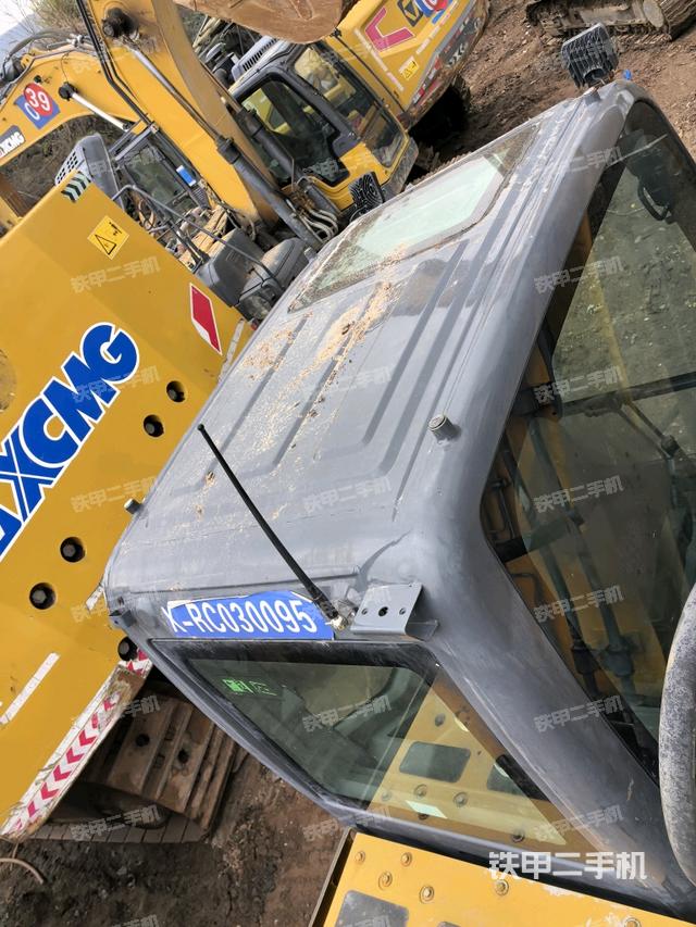 發(fā)動(dòng)機(jī)室(上車部件) 發(fā)動(dòng)機(jī)室(上車部件)