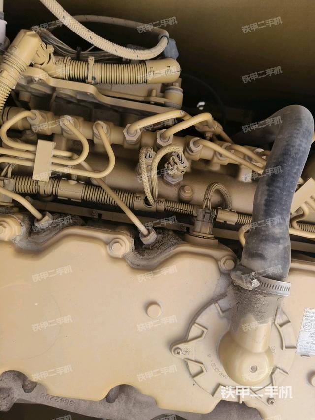 氣門室蓋螺絲特寫（上車部件）