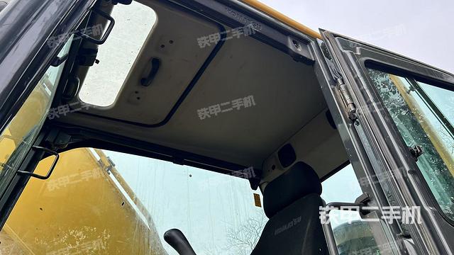 頂棚整體（駕駛室部分）