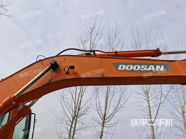 大臂整體?右側(cè)（工作和回轉(zhuǎn)裝置）