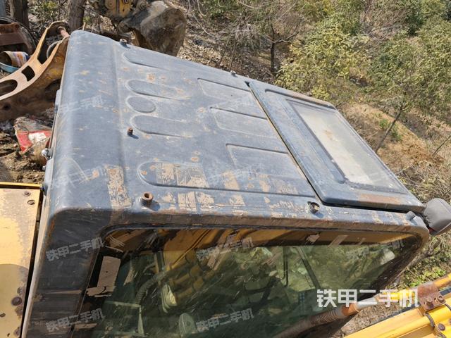 驾驶室顶部俯视（上车部件）