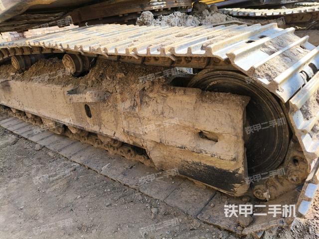 左側(cè)履帶整體?（行走機(jī)構(gòu)）