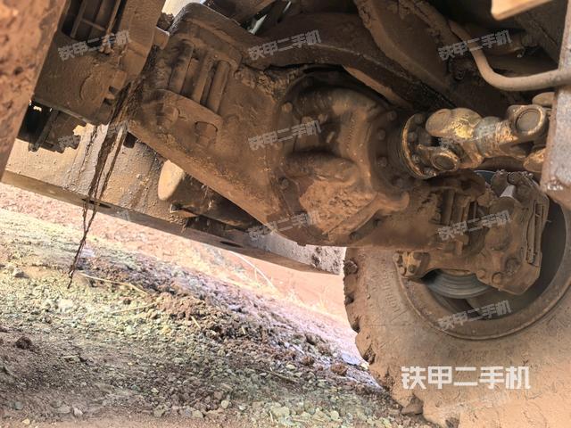 后驅(qū)動橋（液壓/傳動系統(tǒng)）