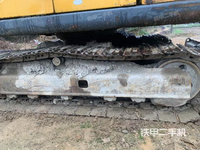 單側(cè)履帶整體（整機(jī)外觀）