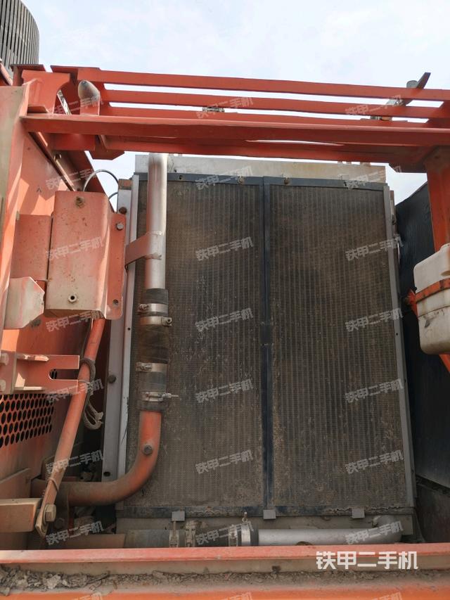 電瓶（大件艙室）