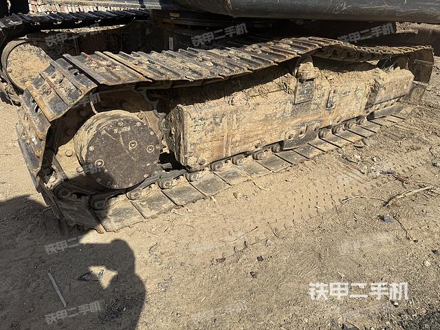 单侧履带整体（整机外观）