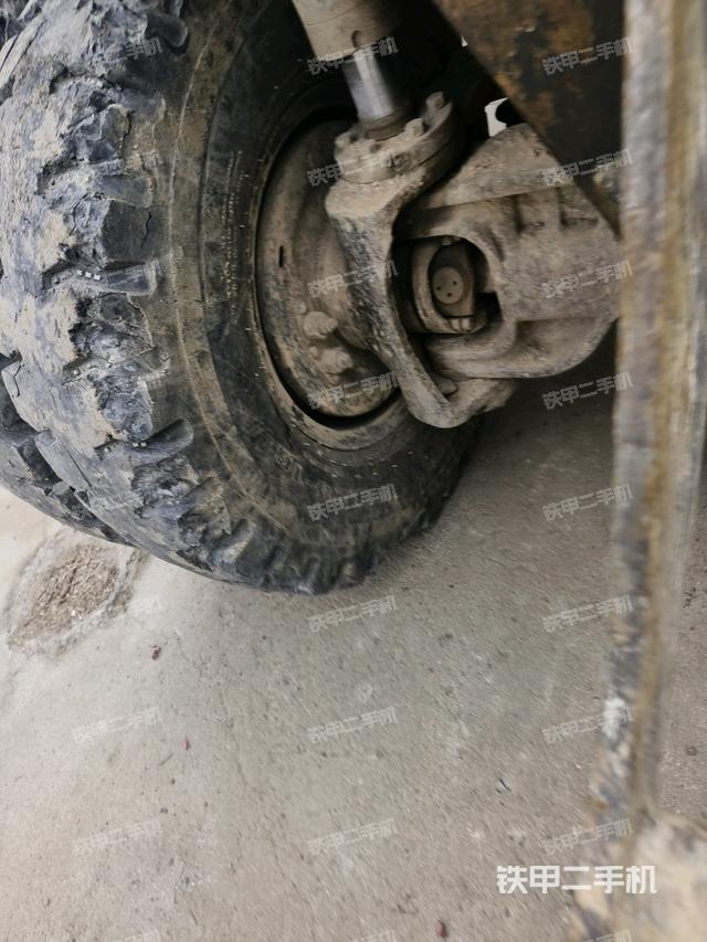 左側履帶整體?（行走機構）