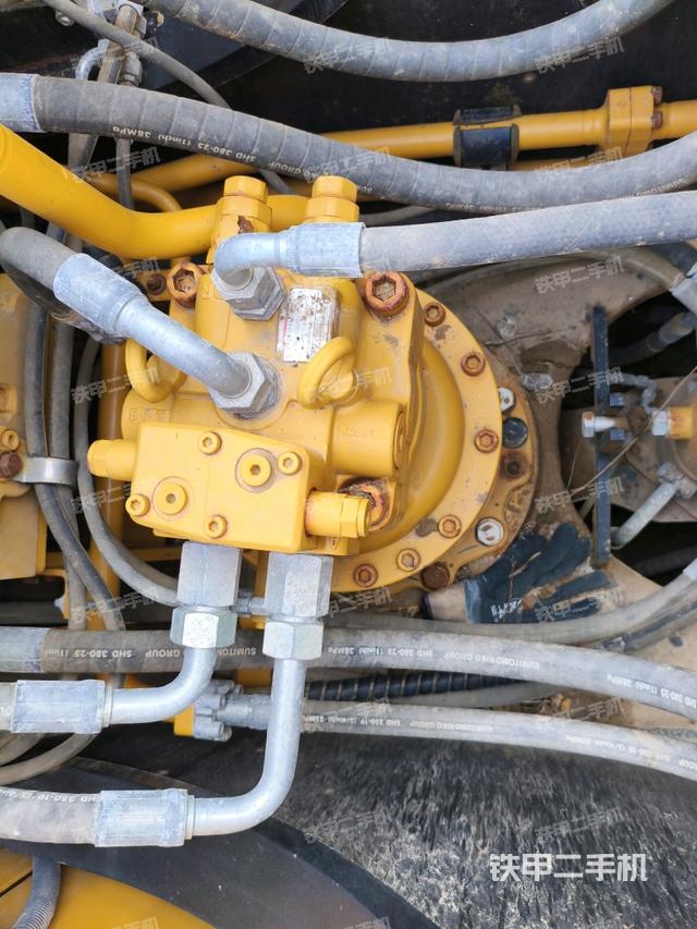 回轉(zhuǎn)馬達(dá)（上車部件）