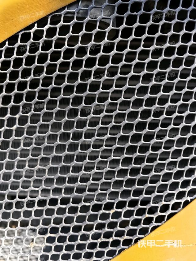 散熱器室(大件艙室) 散熱器室(大件艙室)