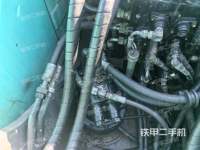 回轉(zhuǎn)馬達(dá)（上車部件）