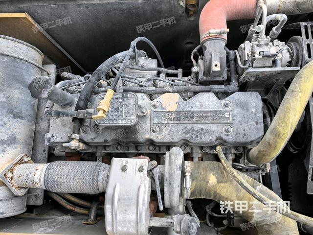 氣門室蓋螺絲特寫(上車部件) 氣門室蓋螺絲特寫(上車部件)