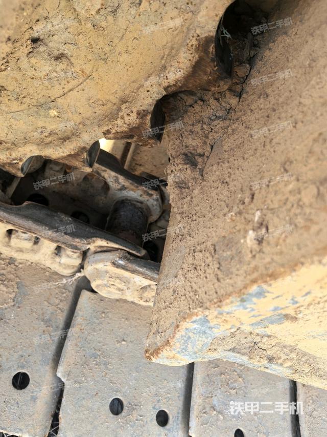 左側(cè)行走馬達(dá)蓋板（行走機(jī)構(gòu)）