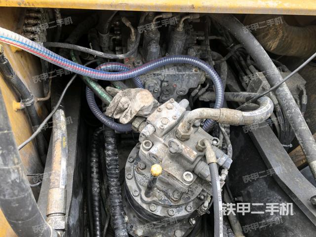 駕駛室頂部俯視(上車部件) 駕駛室頂部俯視(上車部件)