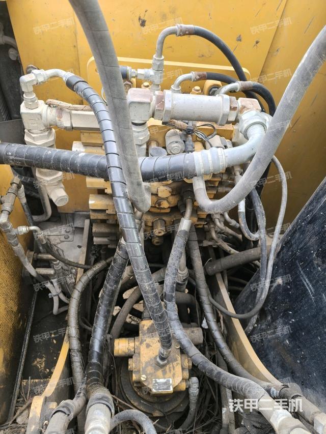 分配閥（上車部件）