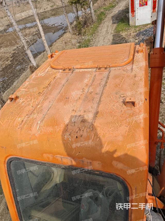 駕駛室頂部俯視（上車部件）