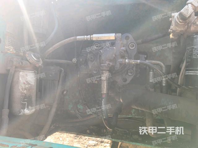 液壓泵斜45?左(大件艙室) 液壓泵斜45?左(大件艙室)