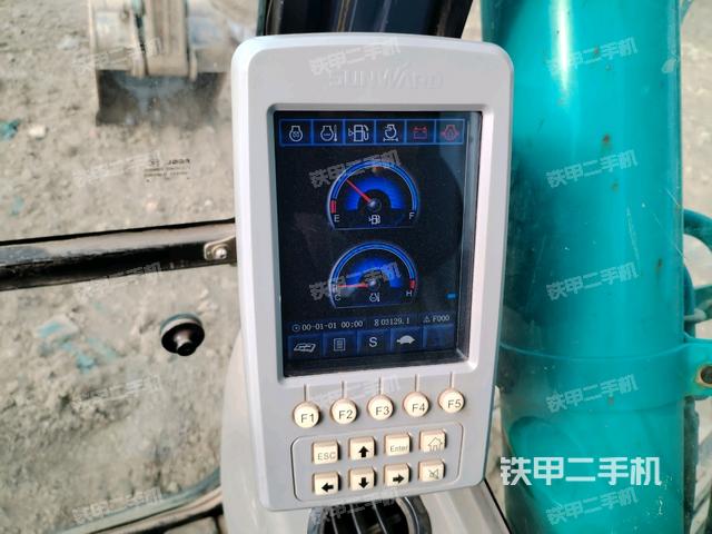 顯示屏?(駕駛室部分) 顯示屏?(駕駛室部分)