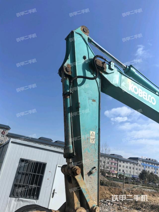 小臂整體左后（工作和回轉(zhuǎn)裝置）