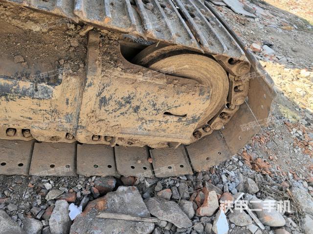 右導(dǎo)向輪（行走機(jī)構(gòu)）